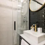 Old Town Vibes For 2, Luxury With Sea View *