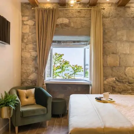 Old Town Vibes For 2, Luxury With Sea View Apartamento
